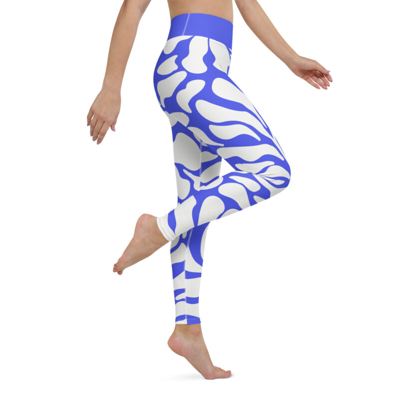 Wavy Floral Yoga Leggings - Image 3